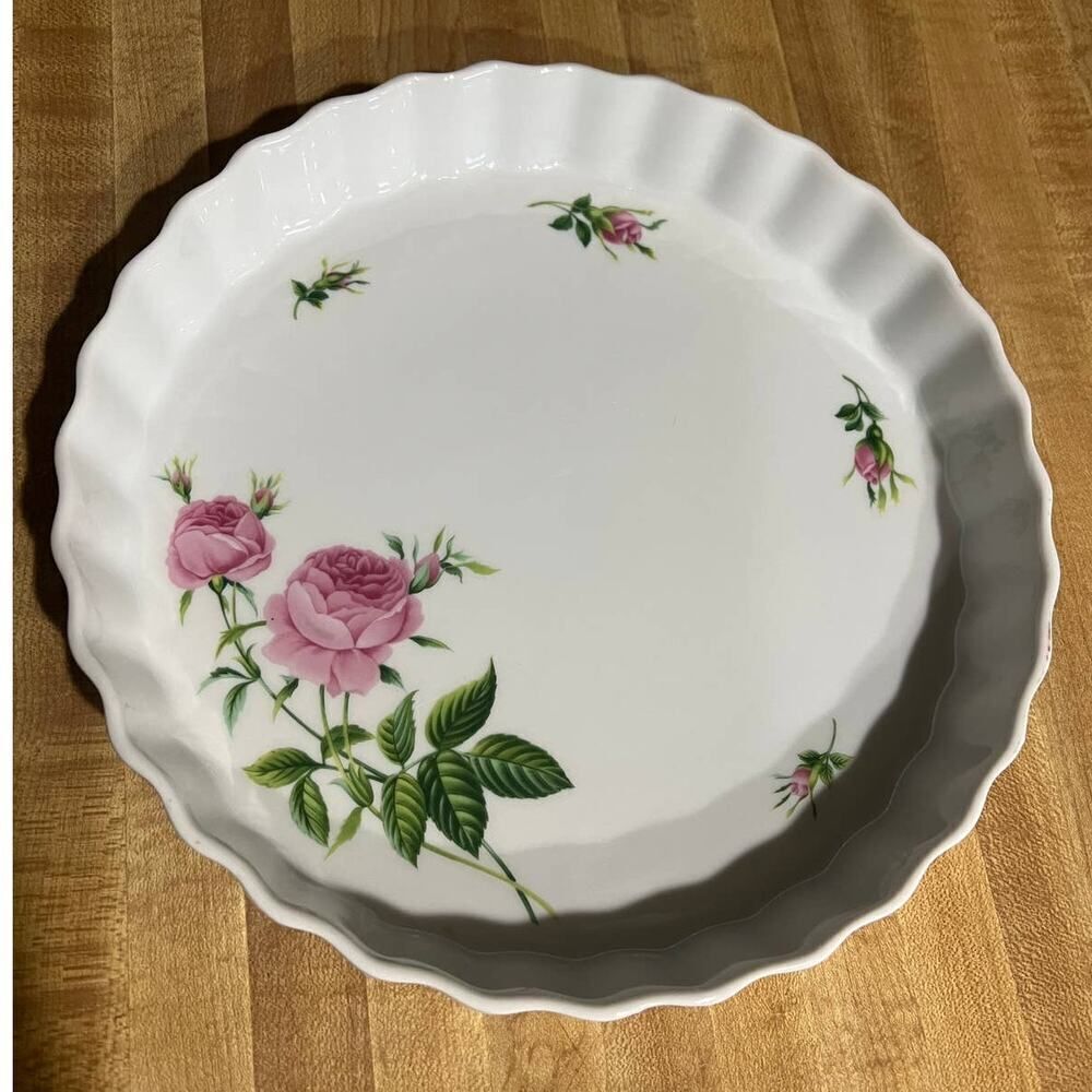 Christineholm Porcelain Quiche Tart Pie Plate 9.5" Baking Dish Rose Pattern